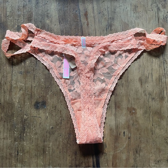 Victoria’s Secret PINK Lace Strappy Thong - Picture 4 of 4
